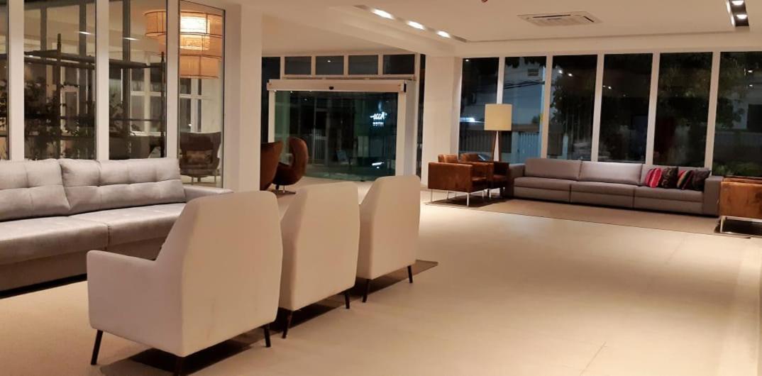 Ecco Hotel 3*